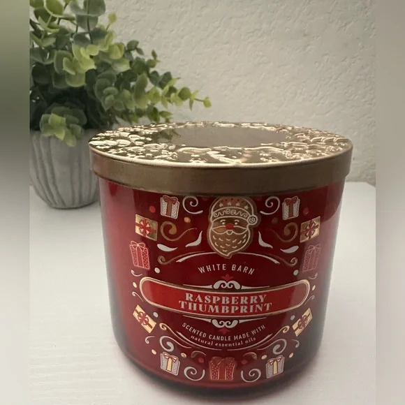 White Barn Raspberry Thumbprint Scented Candle 3 Wick - Picture 6 of 6